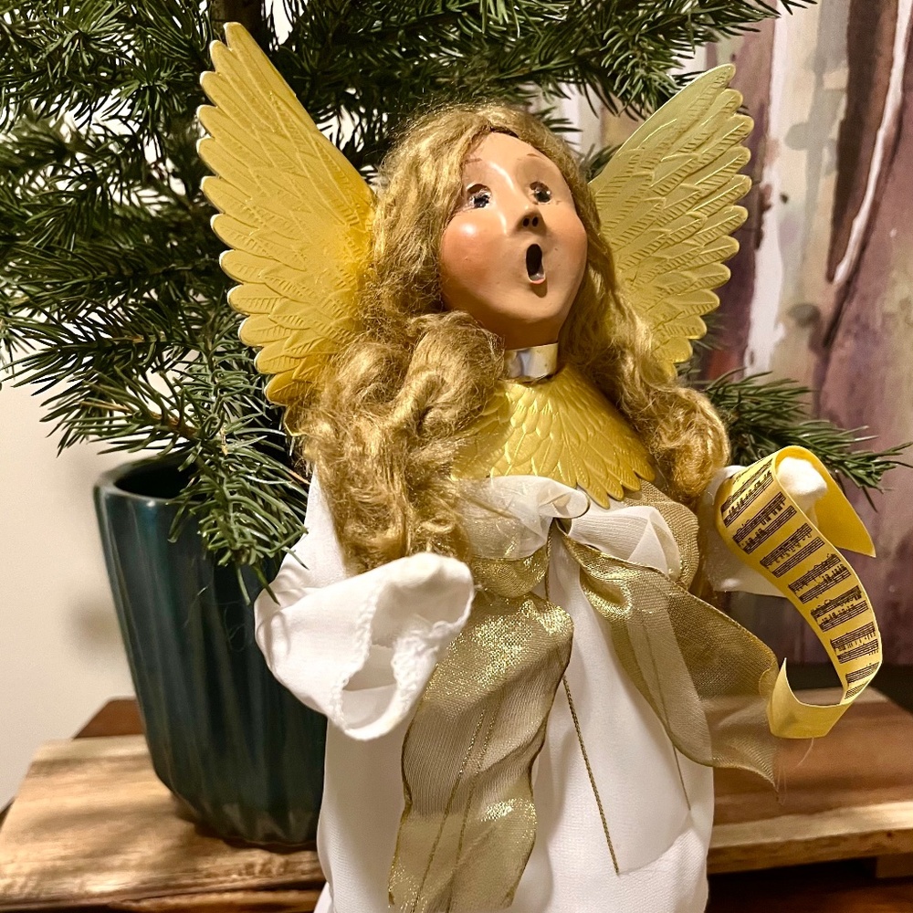 Tree Top Angel - Picture 2 of 5